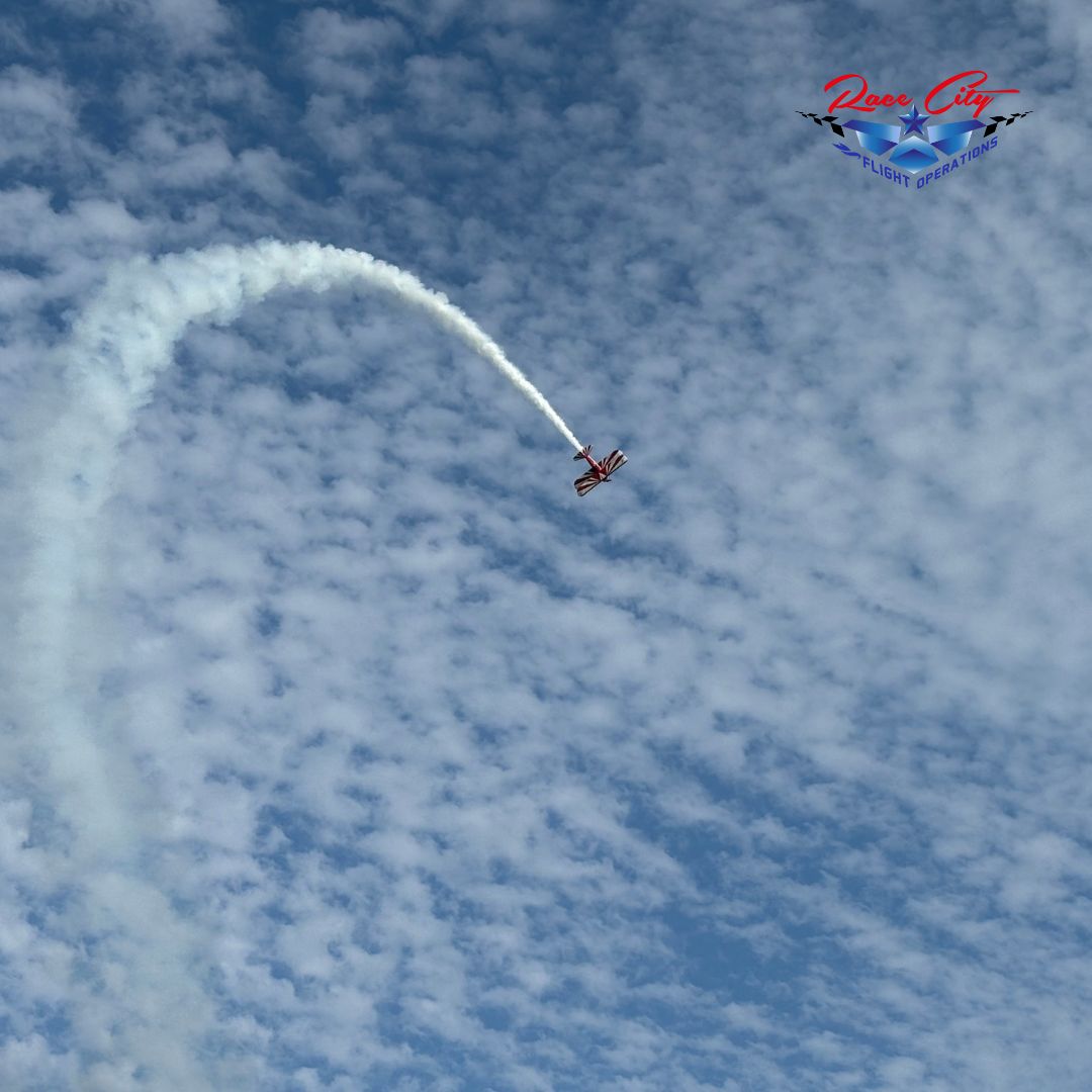 We're excited to share some of our favorite pictures from our SCHOOL TRIP to the EAA AirVenture Conevtion in OSHKOSH! We had a great time, did a lot of networking, leanred about new developments in the industry, and made memories to last us until next year... 👏✈️