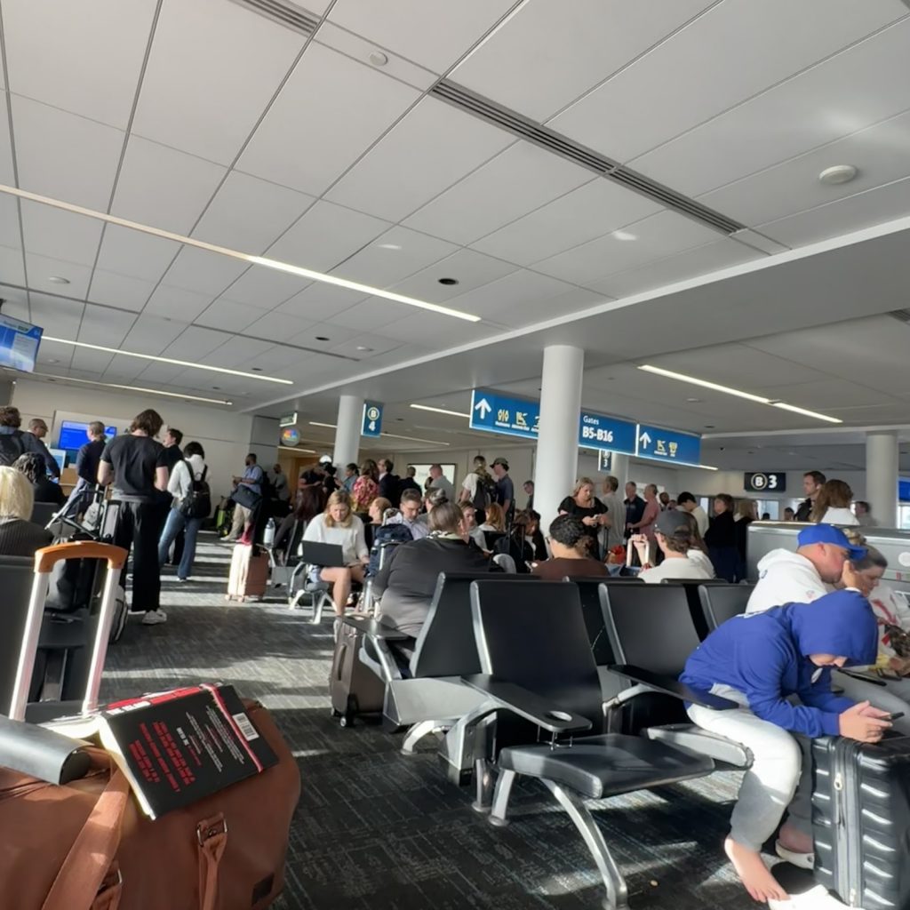 Your life is a script. You've got the part. But are you flying high, or just waiting for a cue? You'll never find the view from a cubicle. Take the Discovery Flight.