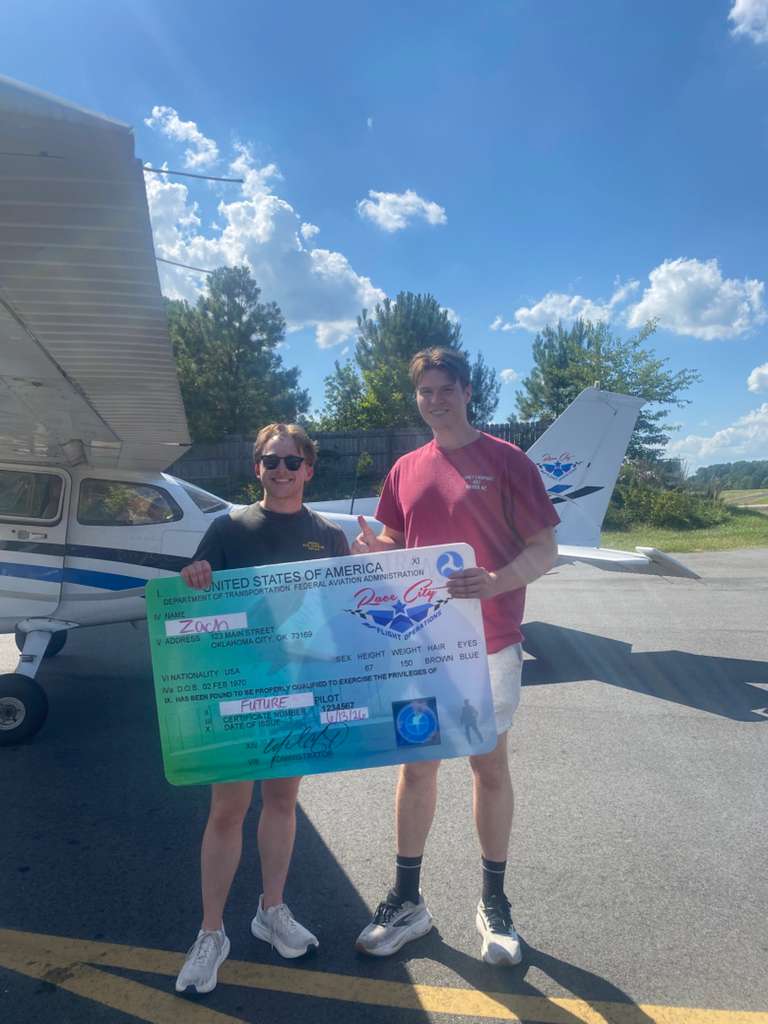 Clear skies and big smiles for Zach!Today, Zach took to the skies for his very first discovery flight. There is nothing quite like the feeling of taking the controls for the first time and seeing the world from a whole new perspective. The aviation journey officially starts here. Join us in congratulating Zach on an incredible first flight! 👇